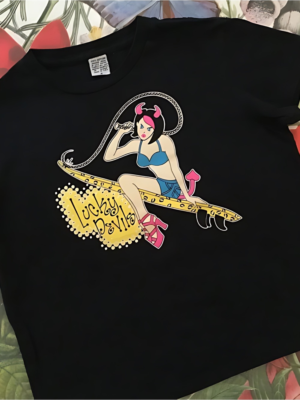 Lucky Devils Surfer Girl with whip black T-Shirt